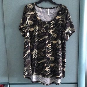 LuLaRoe classic camo top
